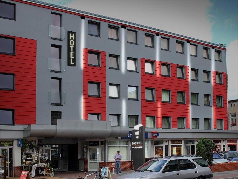Hotel Pojezierze 슈체시네크 외부 사진