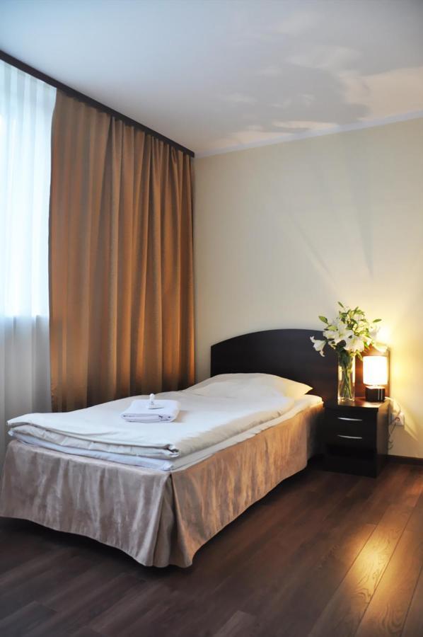 Hotel Pojezierze 슈체시네크 외부 사진